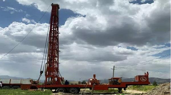 دستگاه حفاری چاه