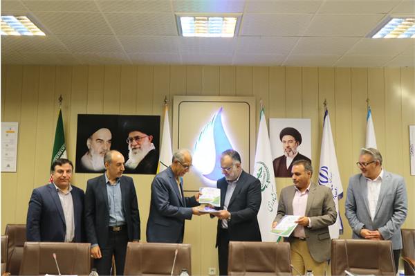 امضای موافقت‌نامه مشارکت در توسعه بازار سامانه مدیریت هوشمند آبیاری «هوشآب»
