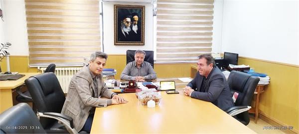 دیدار مشاور عالی مدیرعامل و مدیر حوزه مدیر عامل شرکت آب و خاک پارس با مدیران آب و فاضلاب استان اردبیل
